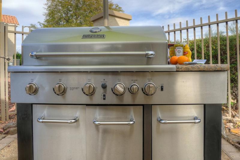 BBQ Grill | Don’t want to grill inside on a beautiful day? Then grill pool side with our stainless steel grill available to our residents!