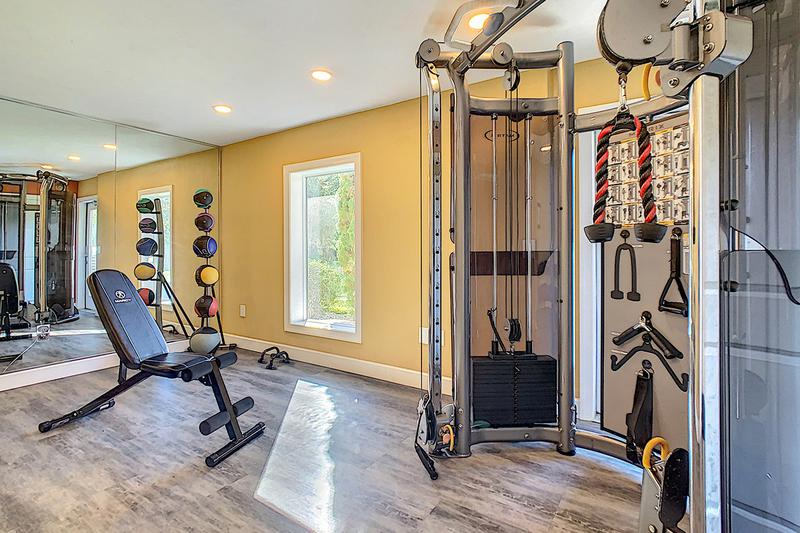 Weight Training Equipment | Get fit in our resident fitness center offering all the cardio and weight training equipment you need for a full body workout.