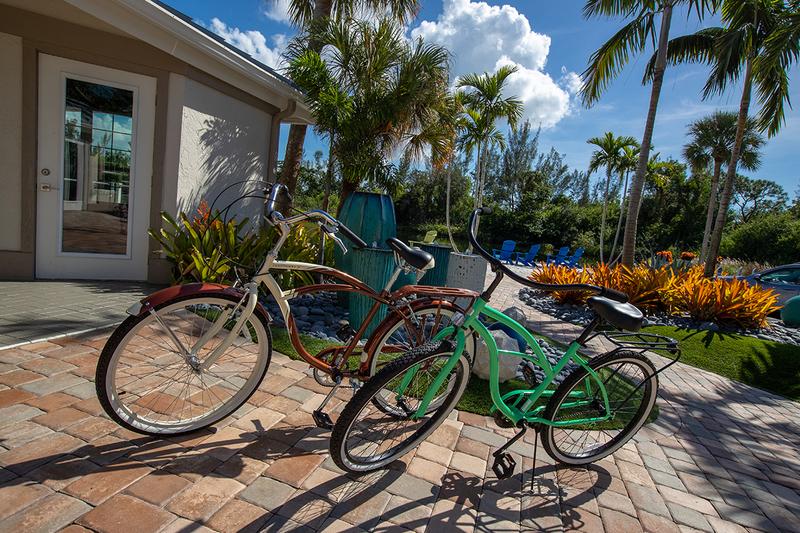 Complimentary Bike Rentals | Residents can enjoy complimentary bicycle rentals.