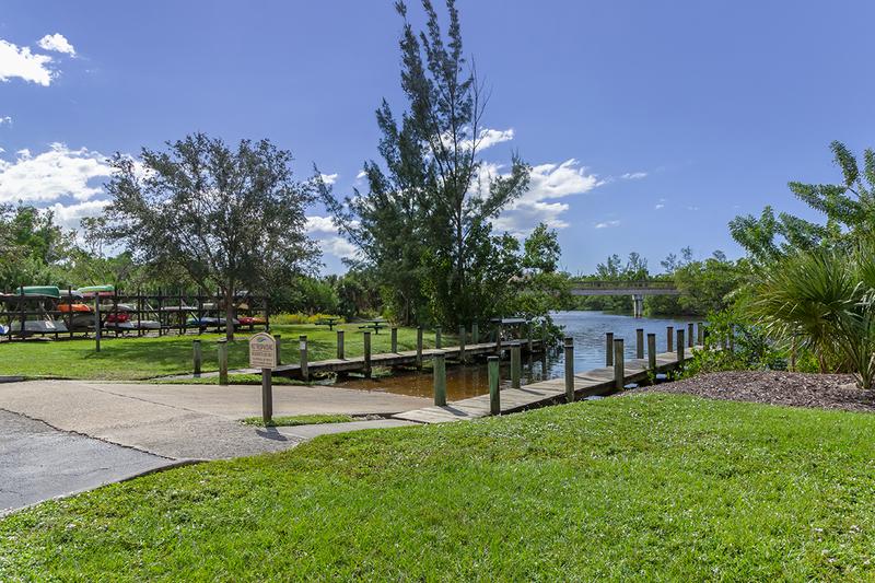 Boat Ramp & Complimentary Kayaks | Boat Ramp with Intracoastal Access. River Reach offers complimentary kayaks for our residents to use.