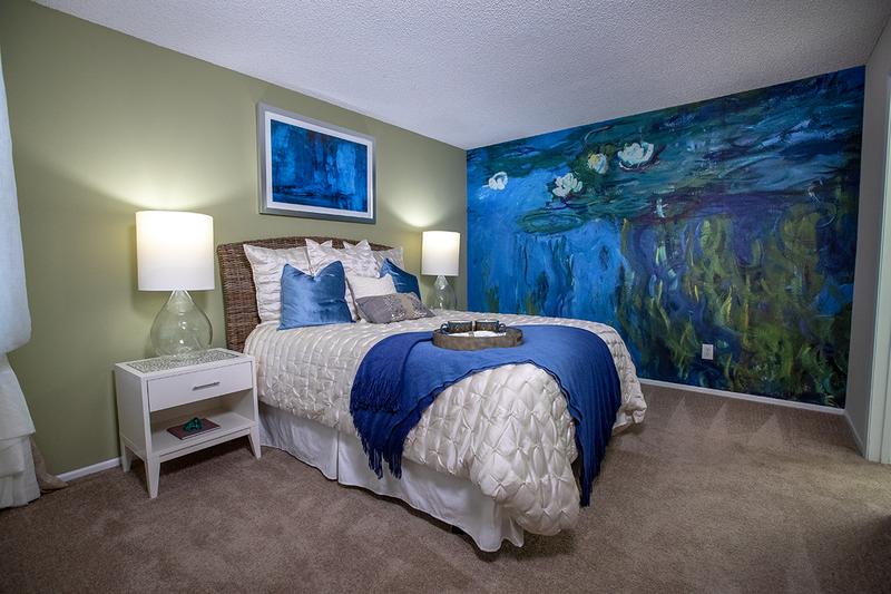 Bedroom | Spacious bedrooms large enough to accommodate a king-size bed, with large windows and walk-in closets.