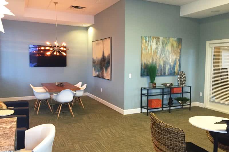 Business Center | Get caught up on some work, study, or just surf the web from our resident business center.