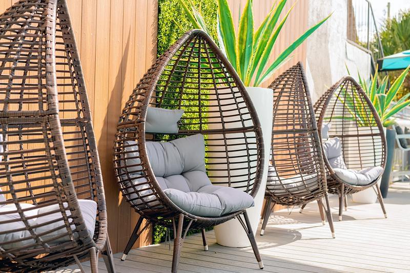 Poolside Lounge | Sit back and relax poolside at our poolside lounge.