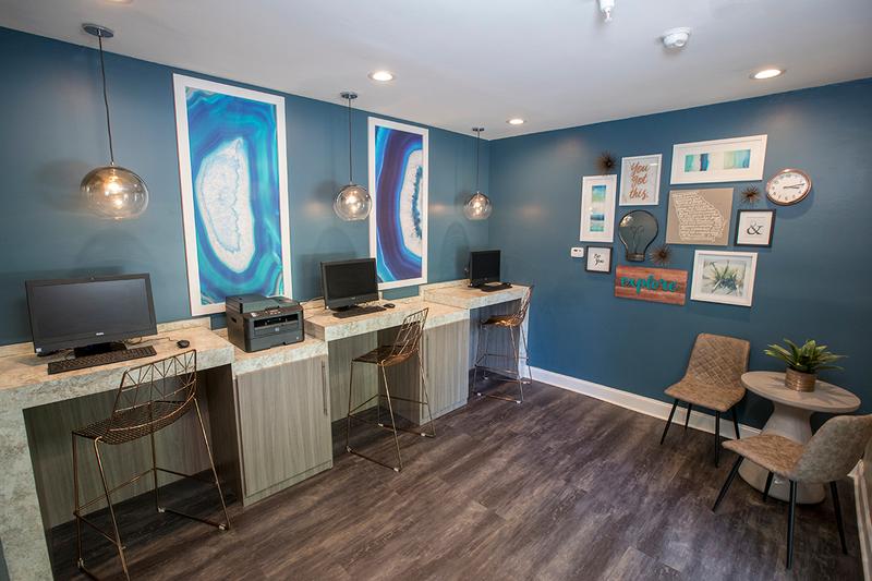 Business Center/Internet Café | Our internet café allows our residents the convenience to surf the web, print, copy and fax.