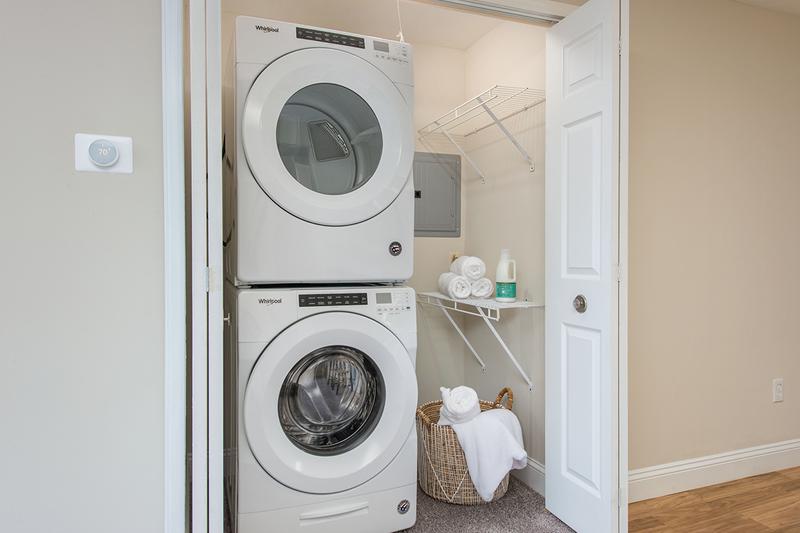 In-Unit Washer/Dryer* | Full size, stackable washer and dryer appliances are included in select apartment homes.
