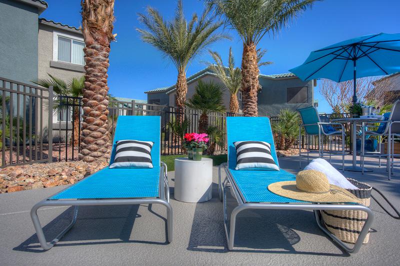 Poolside Loungers | Lay on on one of our many poolside loungers.
