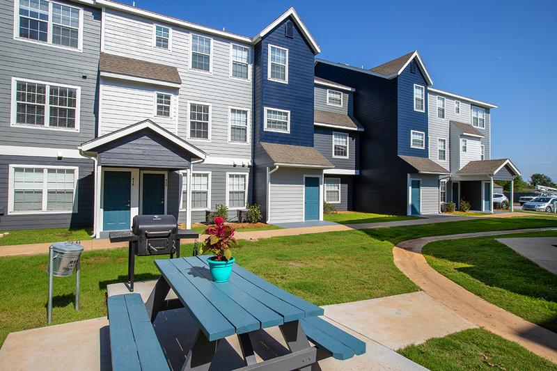 Picnic Area | Enjoy the outdoors with a picnic at our comfortable benches.