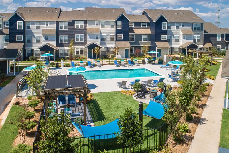 Overview of Outdoor Amenities | World Class Amenities are abound at District Six 10