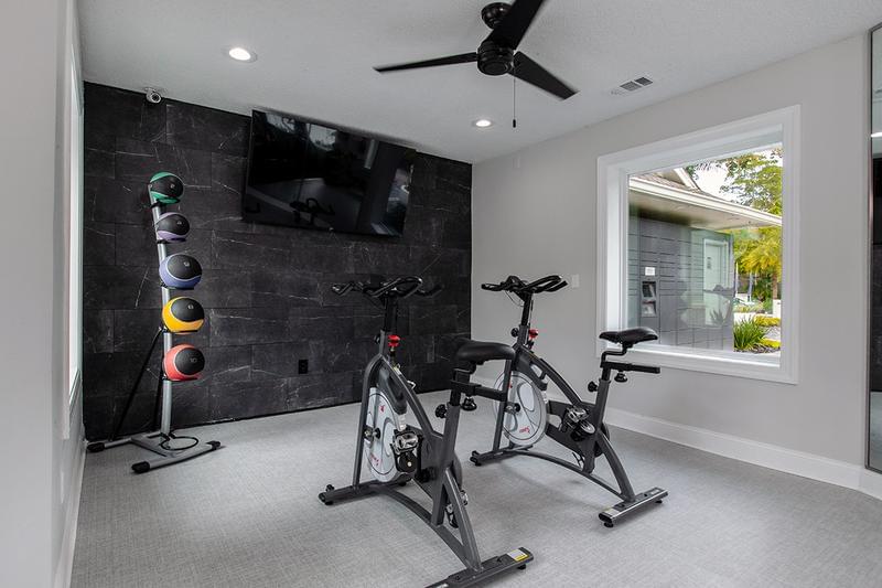Spin Studio | Our fitness center features a spin studio with spinning bikes.
