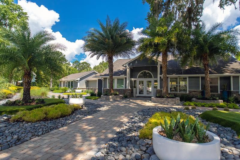 Clubhouse Exterior | Emerson Isles has the friendliest and most professional onsite leasing team in Bluffton - come in to say hello and to find your new home!