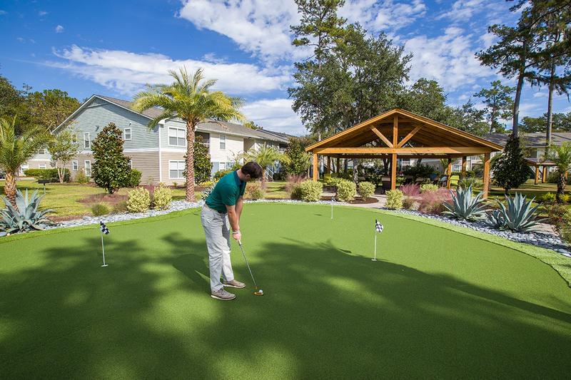 Shared Putting Green | Shared putting green located at sister community, Avalon Shores.
