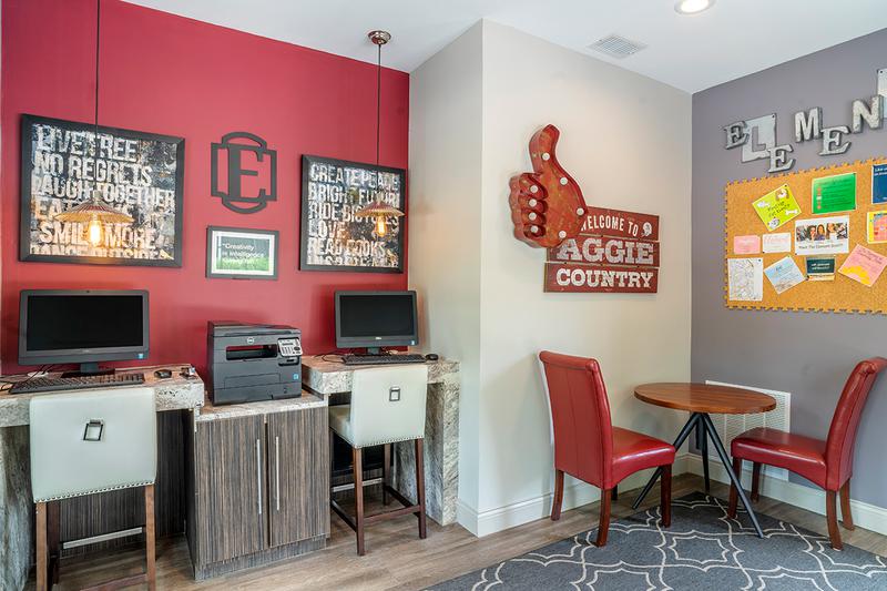 Business Center | Utilize our business center on-site with high speed internet.