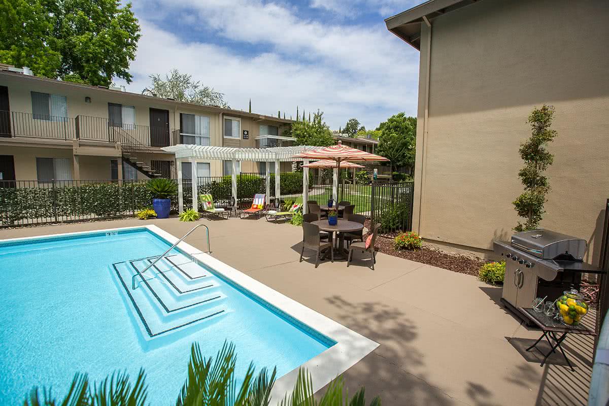 Residents have the luxury of using our poolside grill, so have a little BBQ with friends and family and sit under one of our tables with umbrellas.