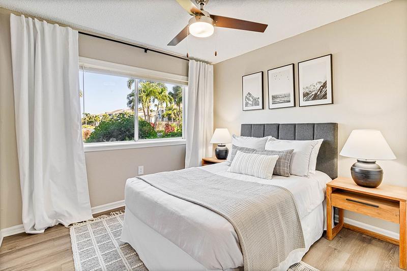 Guest Bedroom | Guest bedrooms boast natural light, closets and multi-speed ceiling fans.