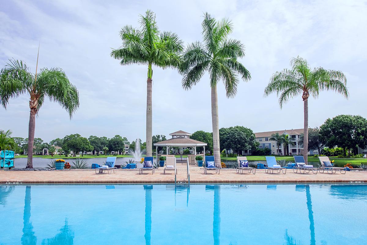 apartment photos videos grand oaks at the lake in melbourne fl