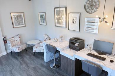 Business Center | Catch up on some work or just surf the web in our resident business center.
