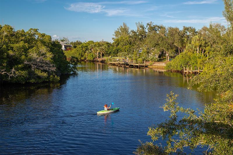 Complimentary Kayaks Available for Residents | Residents enjoy access to single and double kayaks, enjoy the Alafia River!