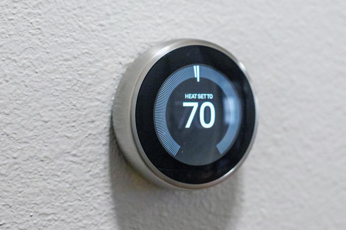 Energy efficient Nest thermostats available in select apartment homes.