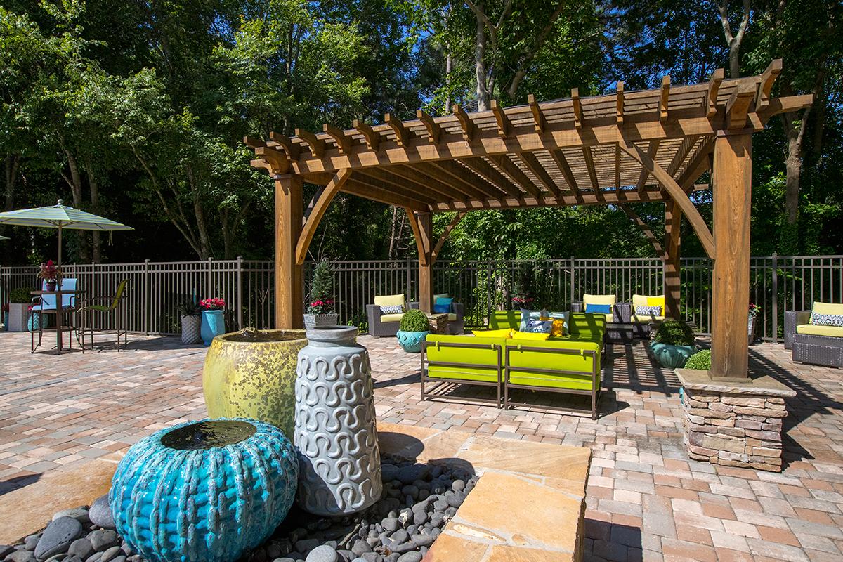Relax in the shade under our poolside cabana. 