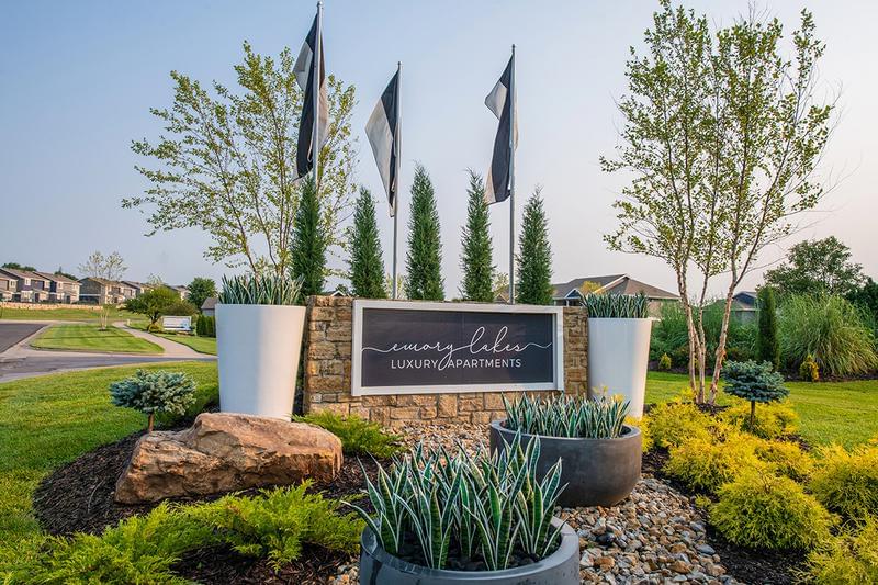 Welcome Home to Emory Lakes | Welcome to Emory Lakes apartments in Topeka, KS.