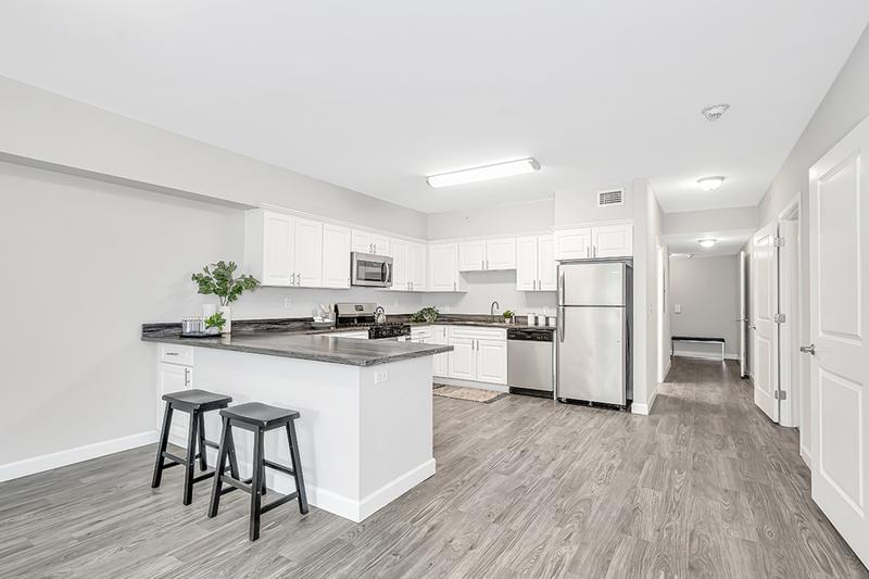 4 Bed 4 Bath Breakfast Bar | The built-in breakfast bar provides plenty of counter space to cook and entertain friends.