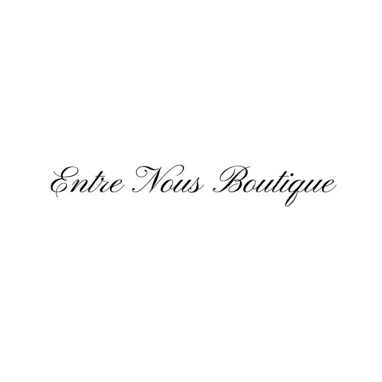 The logo for Entre Nous Boutique.